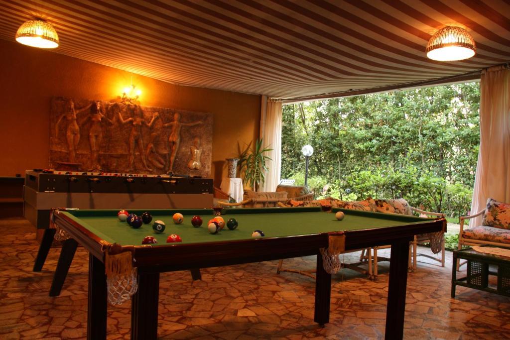 Hotel Villa Rona フォルテ・デイ・マルミ エクステリア 写真