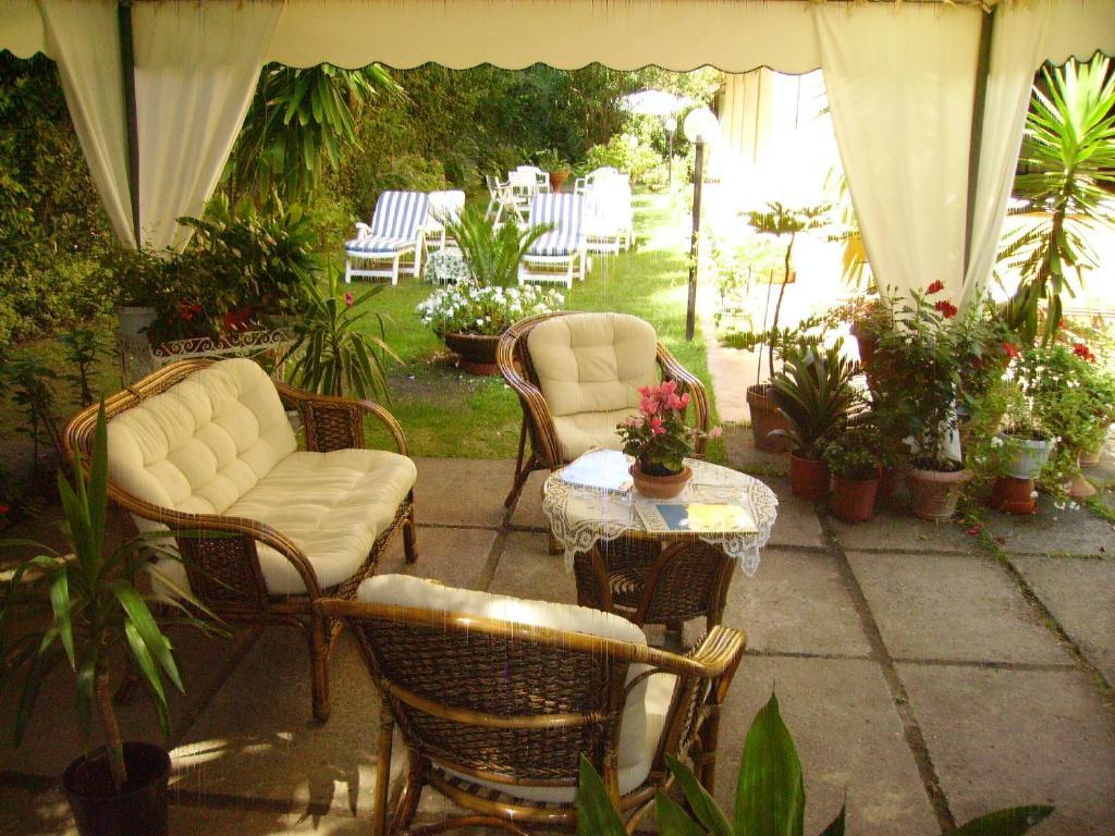 Hotel Villa Rona フォルテ・デイ・マルミ エクステリア 写真